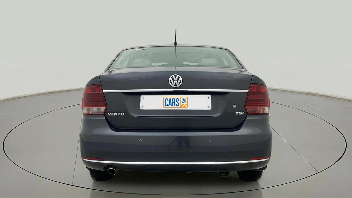 2017 Volkswagen Vento HIGHLINE PETROL AT, Petrol, Automatic, 40,115 km, Back/Rear