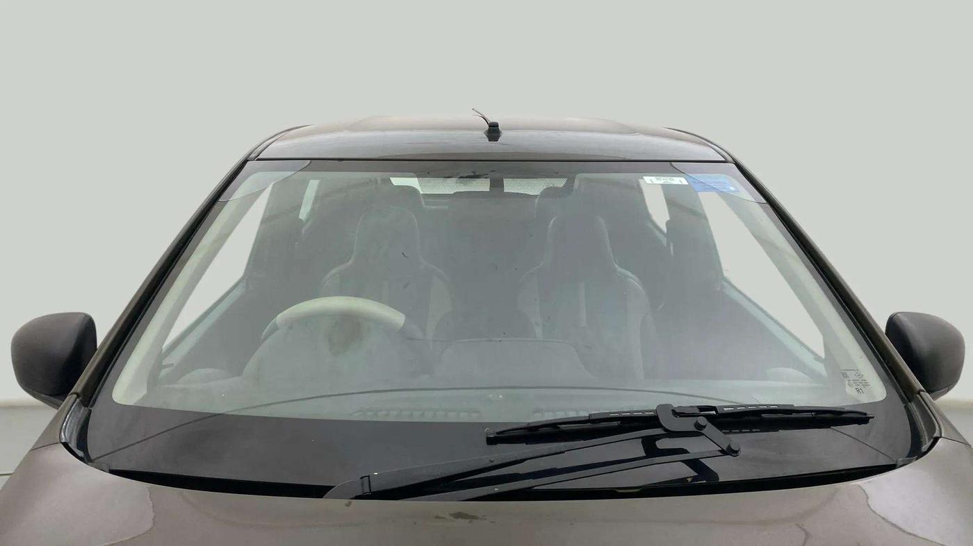 2023 Renault Kwid RXL 1.0 (O), CNG, Manual, 24,918 km, Front Windshield
