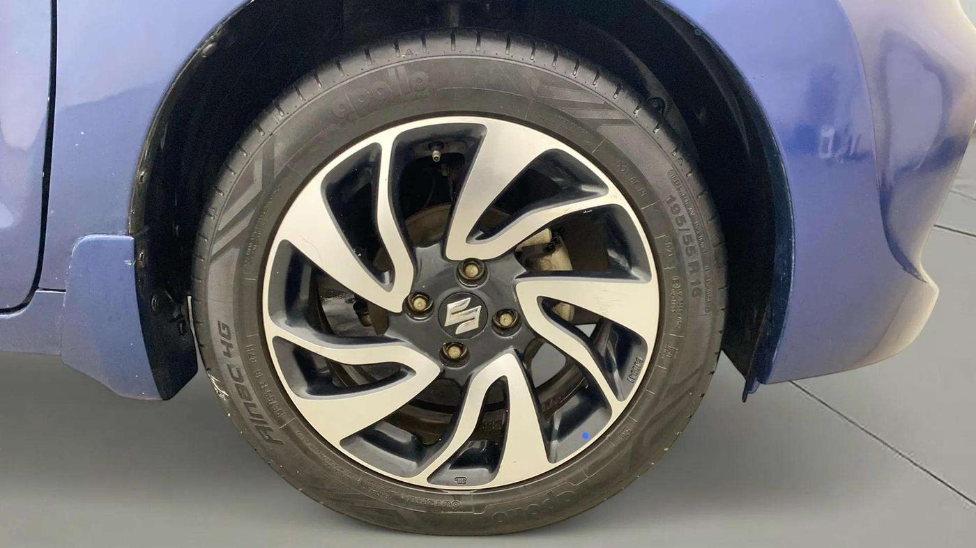 2021 Maruti Baleno ZETA PETROL 1.2, Petrol, Manual, 49,964 km, Right Front Wheel