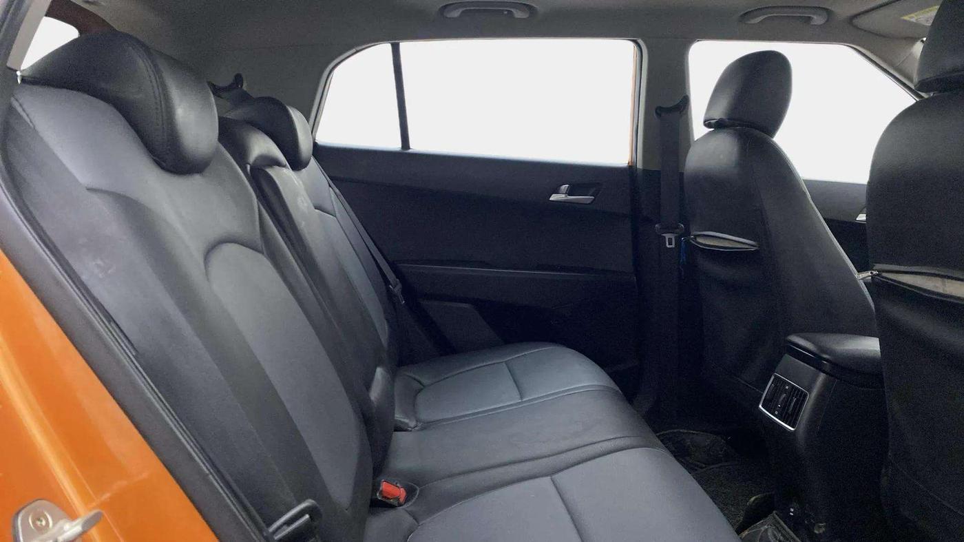 2018 Hyundai Creta SX AT 1.6 PETROL, Petrol, Automatic, 34,900 km, Right Side Rear Door Cabin
