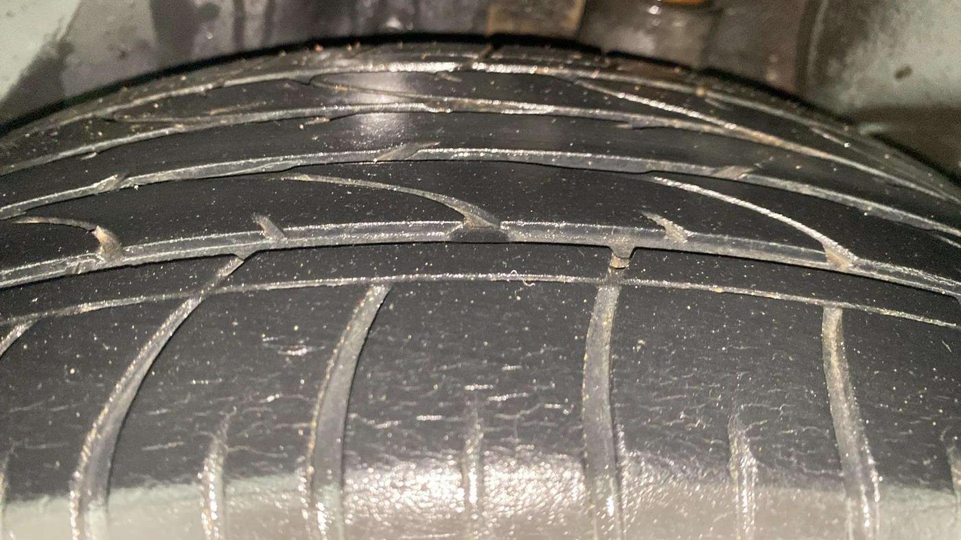 2018 Hyundai Creta SX AT 1.6 PETROL, Petrol, Automatic, 34,900 km, Left Rear Tyre Tread
