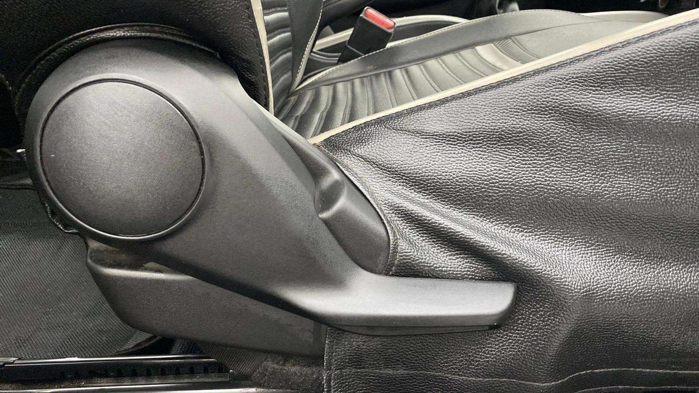 2018 Maruti Baleno DELTA PETROL 1.2, Petrol, Manual, 29,445 km, Driver Side Adjustment Panel