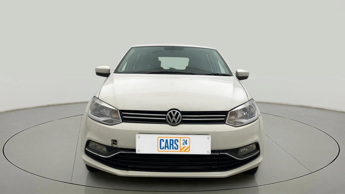 2014 Volkswagen Polo HIGHLINE1.5L, Diesel, Manual, 77,902 km, Front