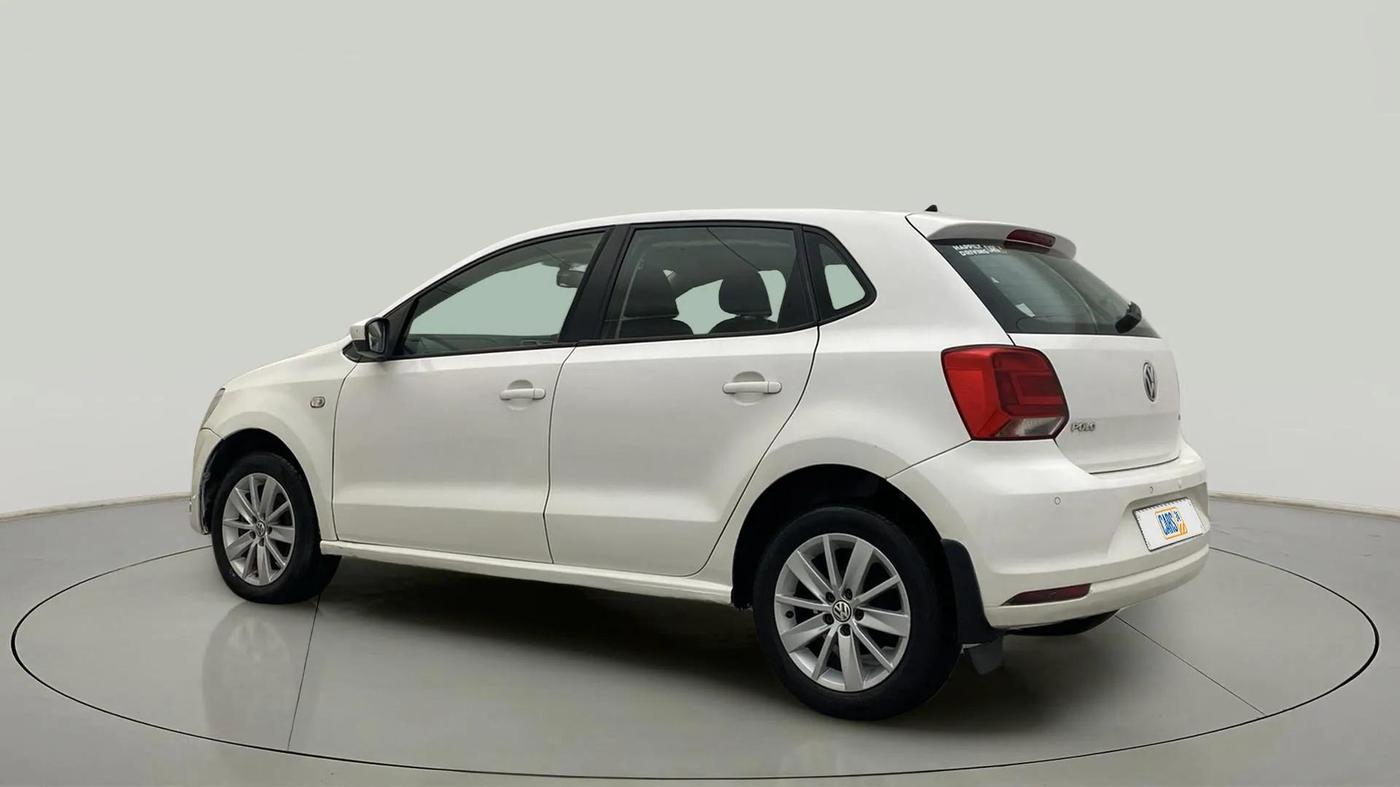 2014 Volkswagen Polo HIGHLINE1.5L, Diesel, Manual, 77,902 km, Left Back Diagonal