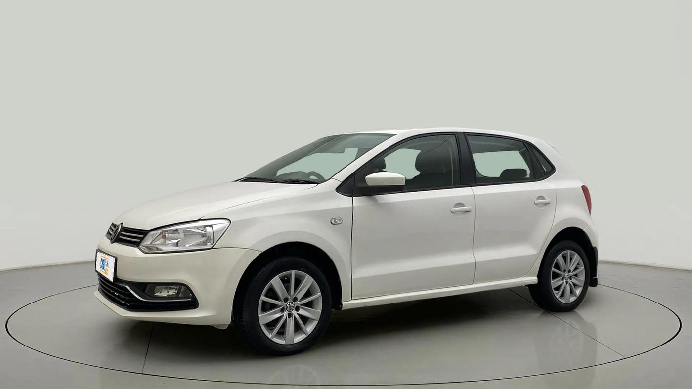 2014 Volkswagen Polo HIGHLINE1.5L, Diesel, Manual, 77,902 km, Left Front Diagonal
