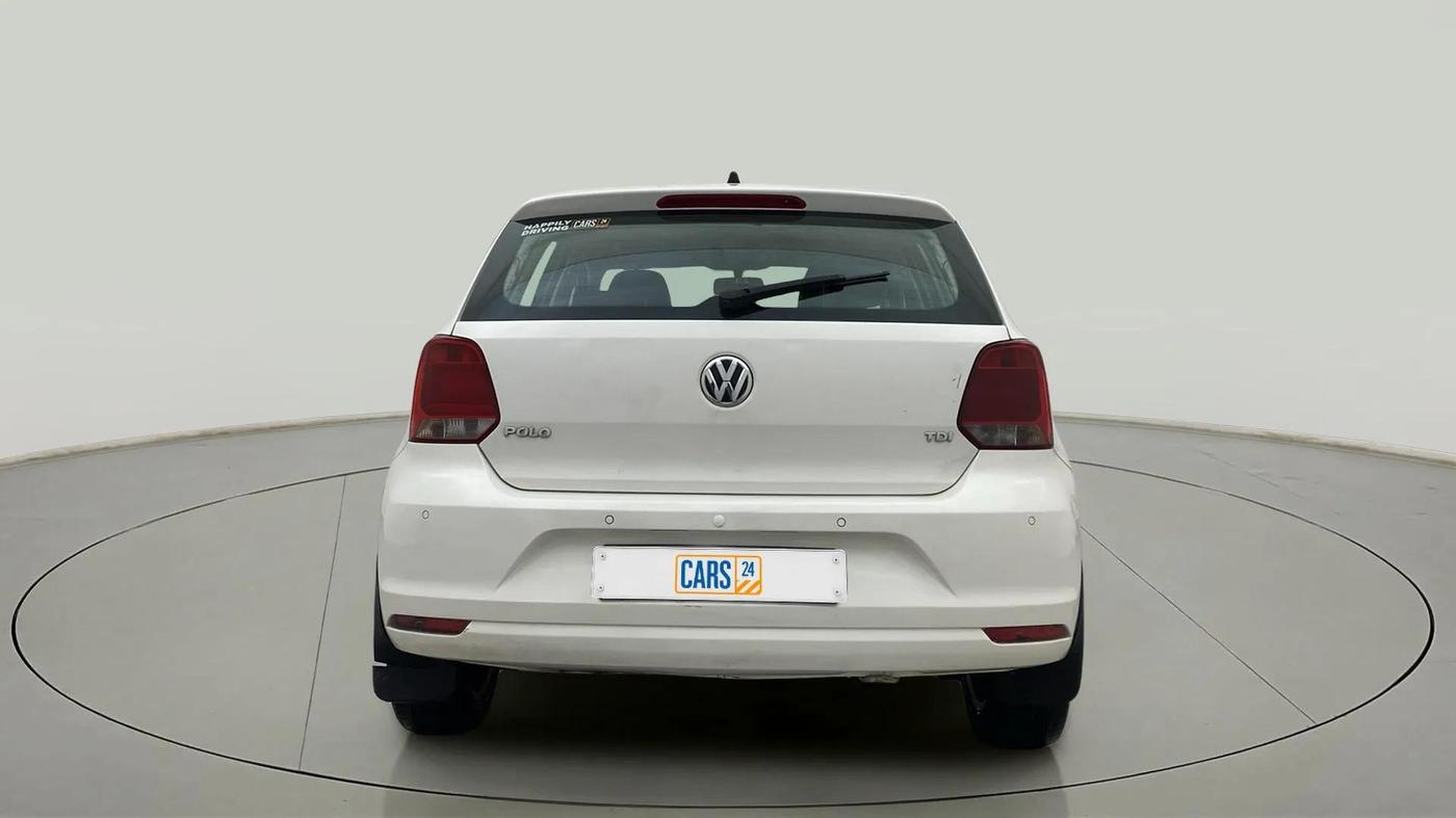 2014 Volkswagen Polo HIGHLINE1.5L, Diesel, Manual, 77,902 km, Back/Rear