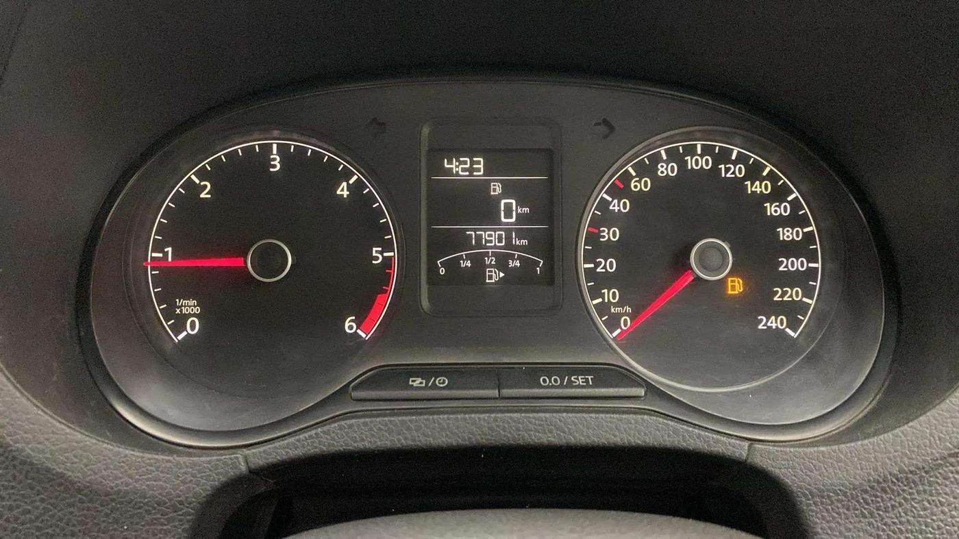 2014 Volkswagen Polo HIGHLINE1.5L, Diesel, Manual, 77,902 km, Odometer Image