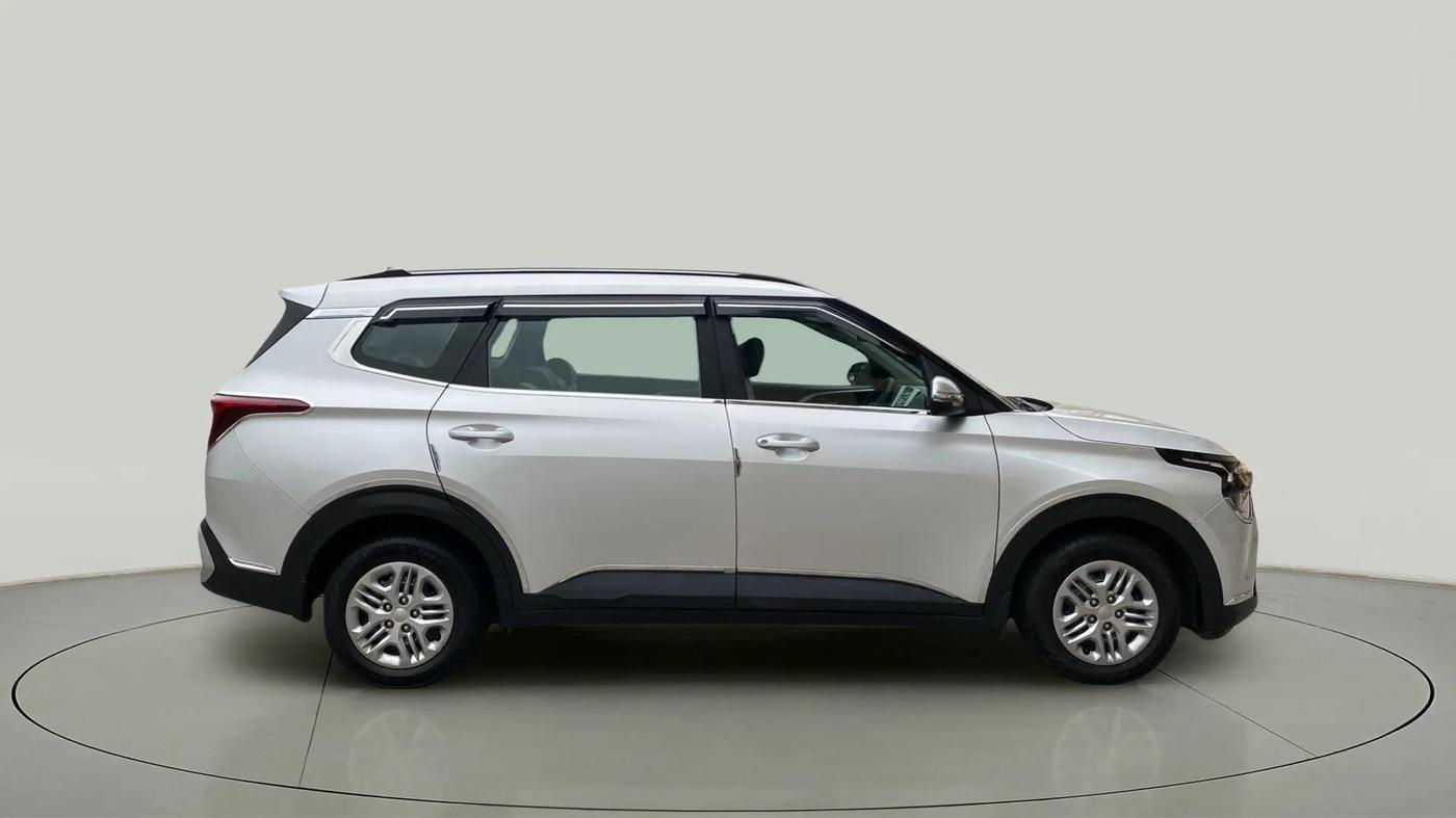 2024 KIA CARENS PRESTIGE 1.5 PETROL 7 STR, Petrol, Manual, 9,052 km, Right Side View