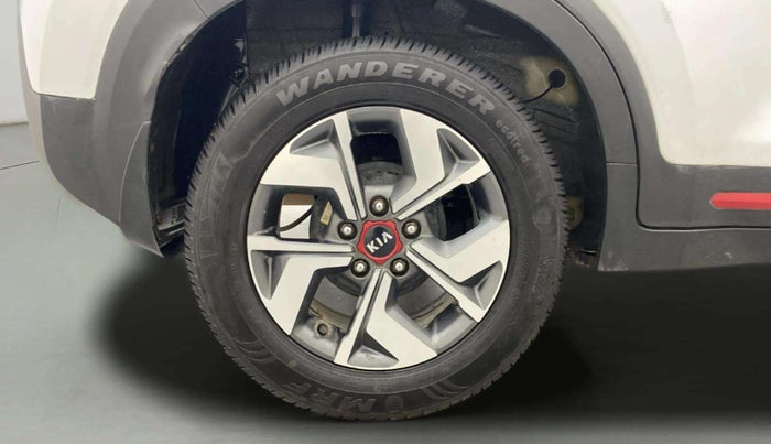 2020 KIA SONET GTX PLUS 1.5 AT, Diesel, Automatic, 56,820 km, Right Rear Wheel