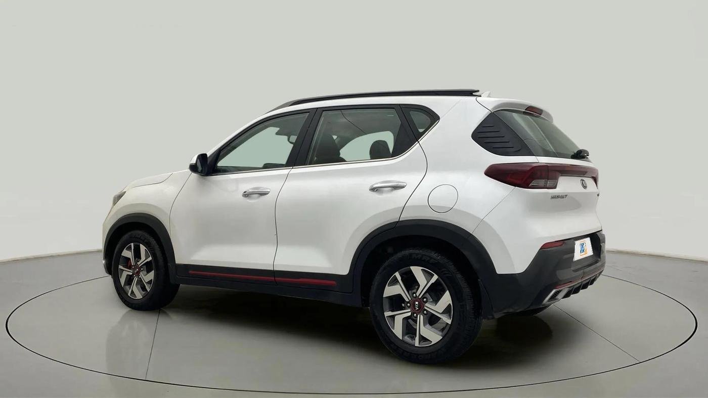 2020 KIA SONET GTX PLUS 1.5 AT, Diesel, Automatic, 56,820 km, Left Back Diagonal