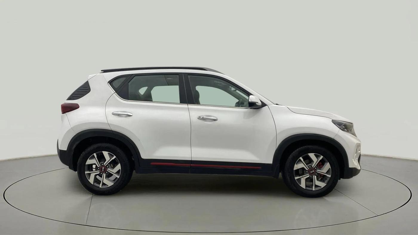 2020 KIA SONET GTX PLUS 1.5 AT, Diesel, Automatic, 56,820 km, Right Side View