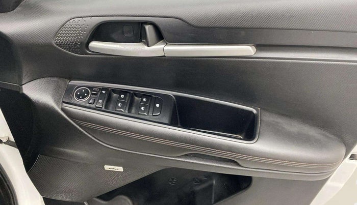 2020 KIA SONET GTX PLUS 1.5 AT, Diesel, Automatic, 56,820 km, Driver Side Door Panels Control