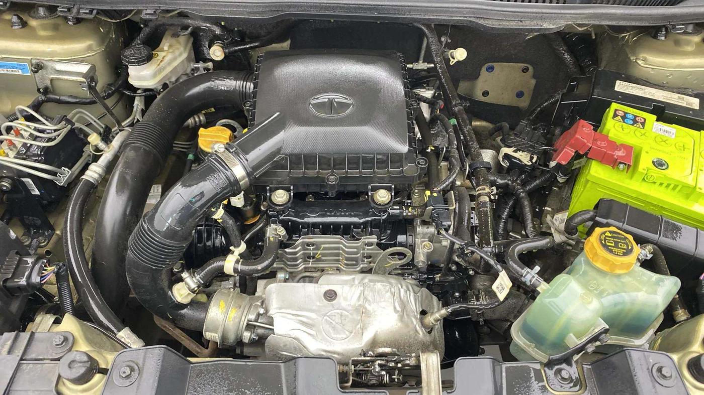 2022 Tata NEXON XZA PLUS (PREMIUM) KAZIRANGA PETROL, Petrol, Automatic, 24,250 km, Engine View