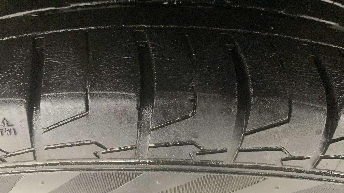 2021 KIA SELTOS HTX 1.5 PETROL, Petrol, Manual, 37,452 km, Left Front Tyre Tread