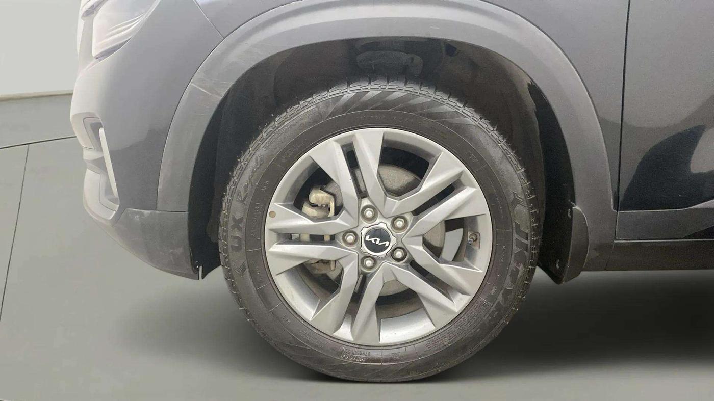 2021 KIA SELTOS HTX 1.5 PETROL, Petrol, Manual, 37,452 km, Left Front Wheel