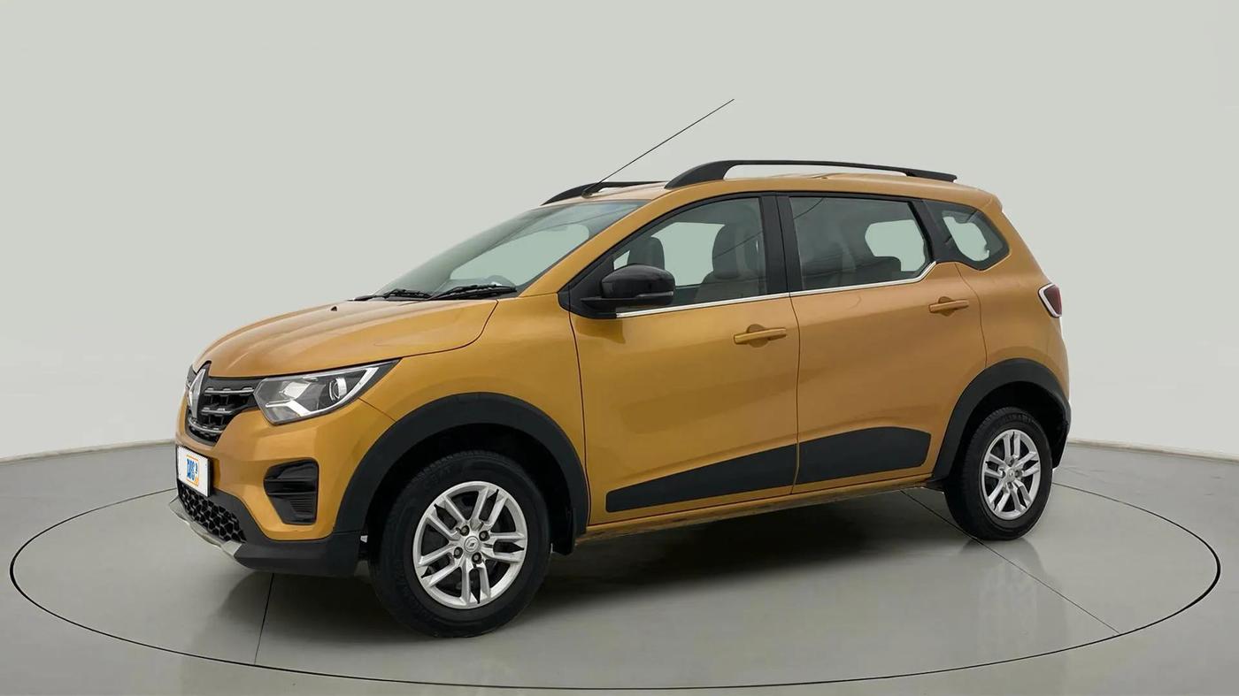 2022 Renault TRIBER RXT, Petrol, Manual, 59,053 km, Left Front Diagonal