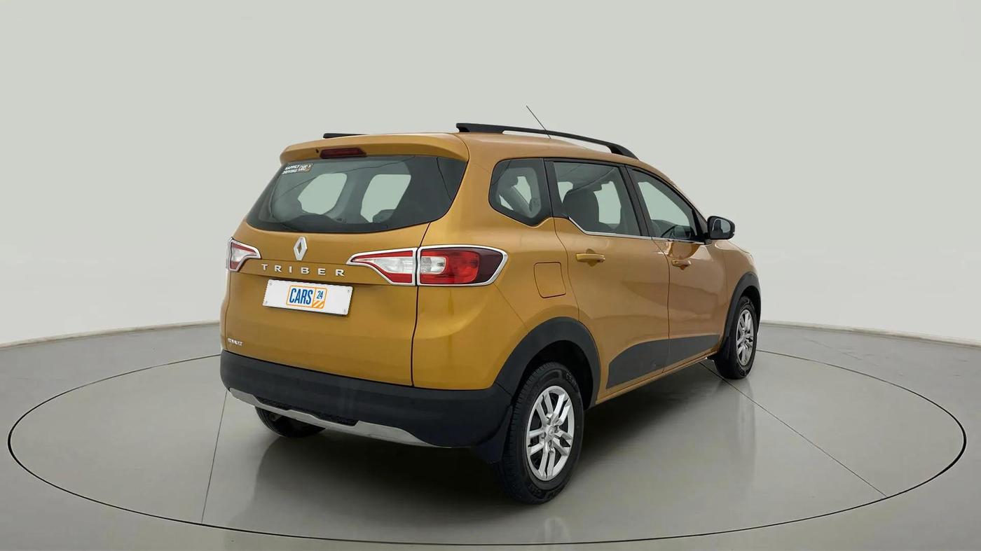 2022 Renault TRIBER RXT, Petrol, Manual, 59,053 km, Right Back Diagonal