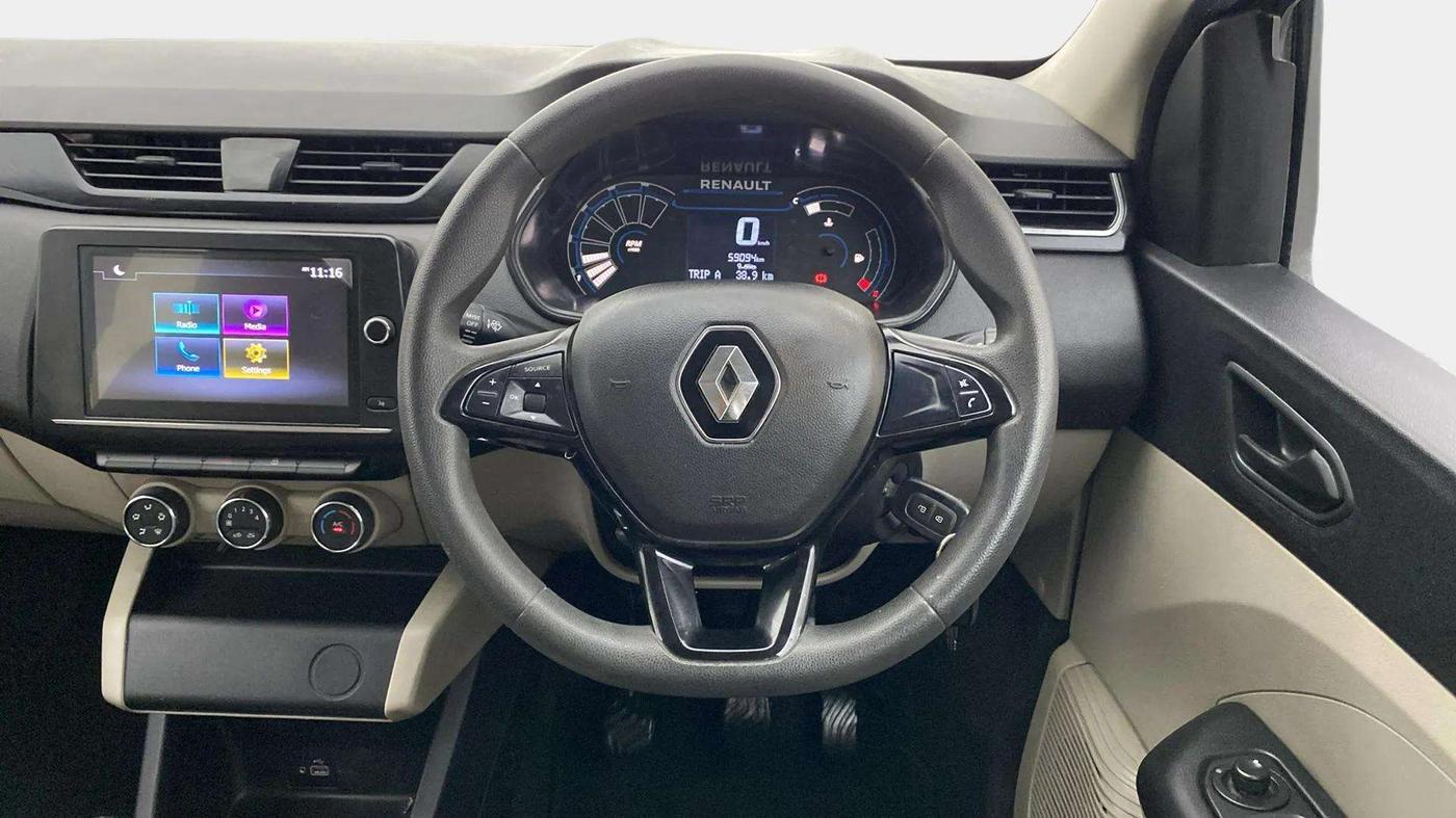 2022 Renault TRIBER RXT, Petrol, Manual, 59,053 km, Steering Wheel Close Up