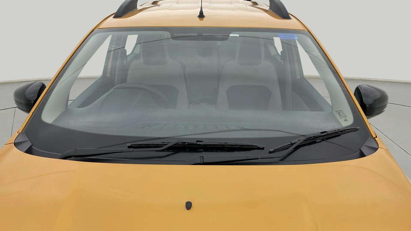 2022 Renault TRIBER RXT, Petrol, Manual, 59,053 km, Front Windshield