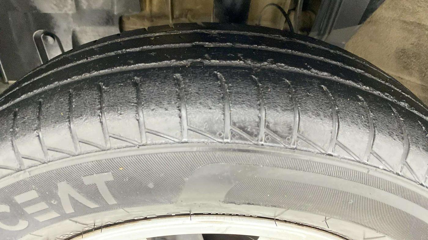 2022 Renault TRIBER RXT, Petrol, Manual, 59,053 km, Left Front Tyre Tread