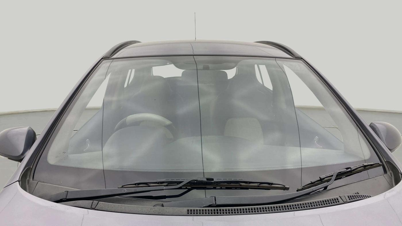 2016 Hyundai Grand i10 ASTA (O) AT 1.2 KAPPA VTVT, Petrol, Automatic, 43,972 km, Front Windshield