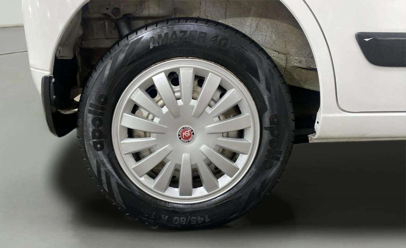 2015 Maruti Wagon R 1.0 LXI CNG, CNG, Manual, 92,961 km, Right Rear Wheel