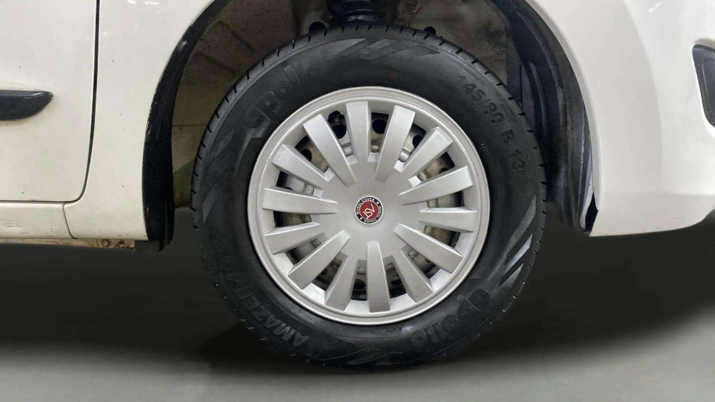 2015 Maruti Wagon R 1.0 LXI CNG, CNG, Manual, 92,961 km, Right Front Wheel