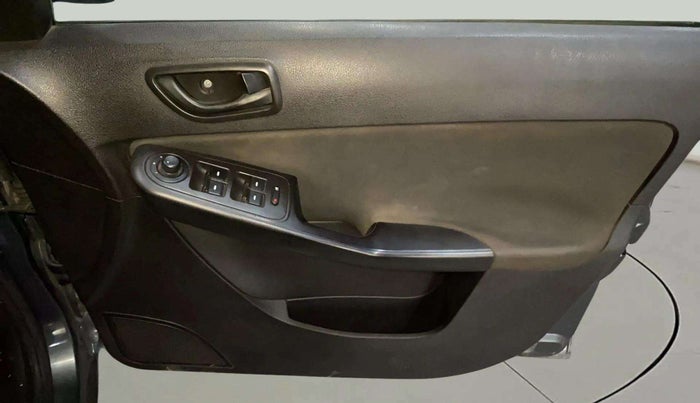 2014 Tata Zest XM 90PS DIESEL, Diesel, Manual, 56,408 km, Driver Side Door Panels Control