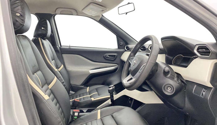 2022 Nissan MAGNITE XE, Petrol, Manual, 11,987 km, Right Side Front Door Cabin