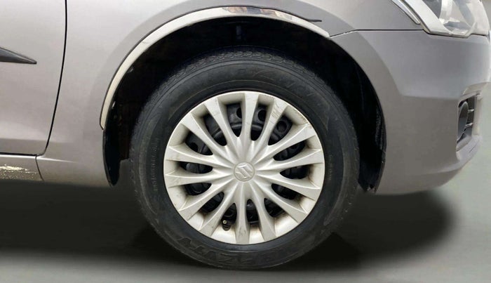 2015 Maruti Ciaz VXI+, Petrol, Manual, 99,434 km, Right Front Wheel