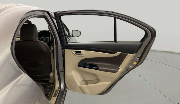 2015 Maruti Ciaz VXI+, Petrol, Manual, 99,434 km, RHS Rear Door