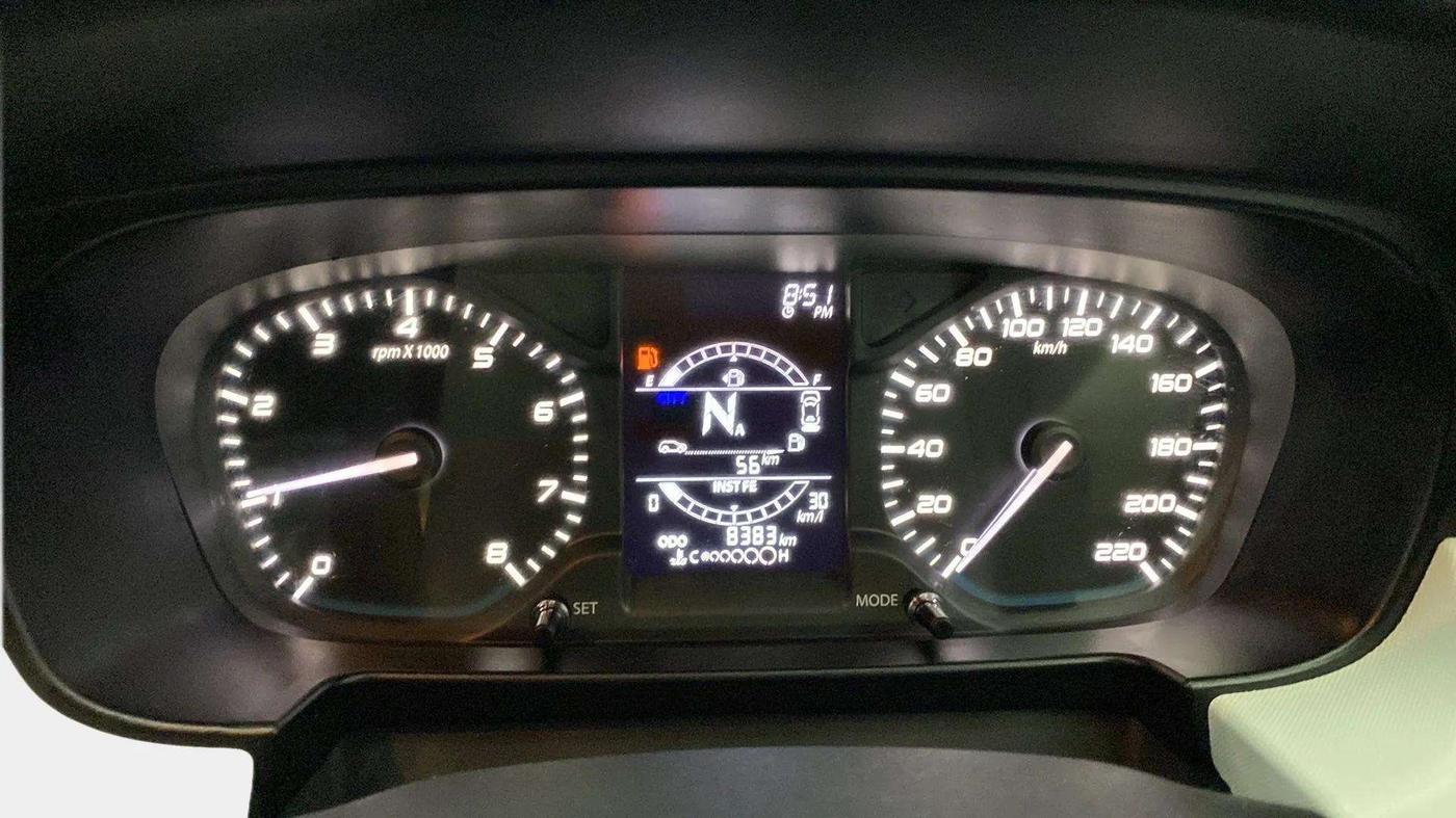2023 Tata PUNCH ACCOMPLISHED AMT, Petrol, Automatic, 8,394 km, Odometer Image