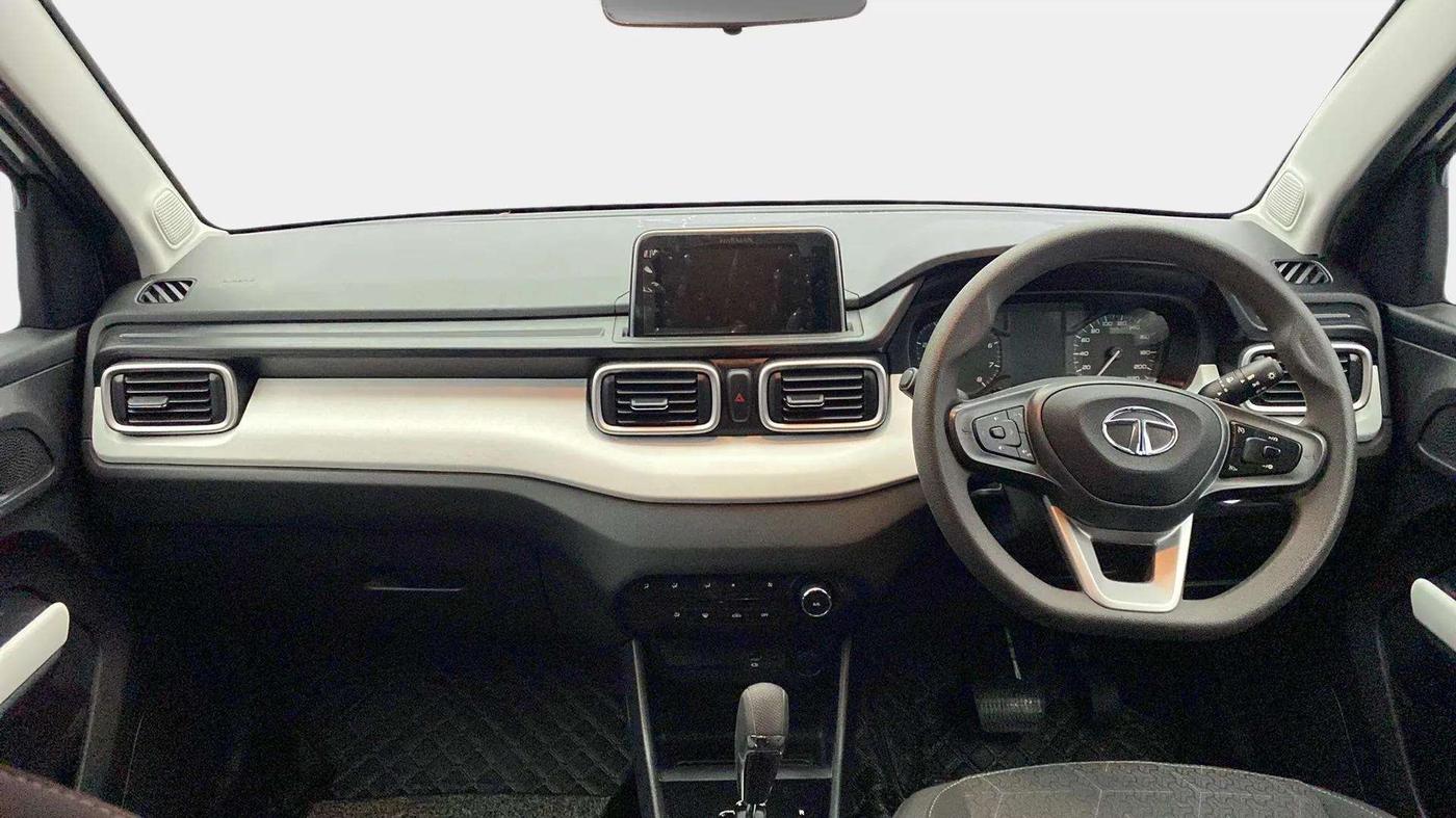 2023 Tata PUNCH ACCOMPLISHED AMT, Petrol, Automatic, 8,394 km, Dashboard