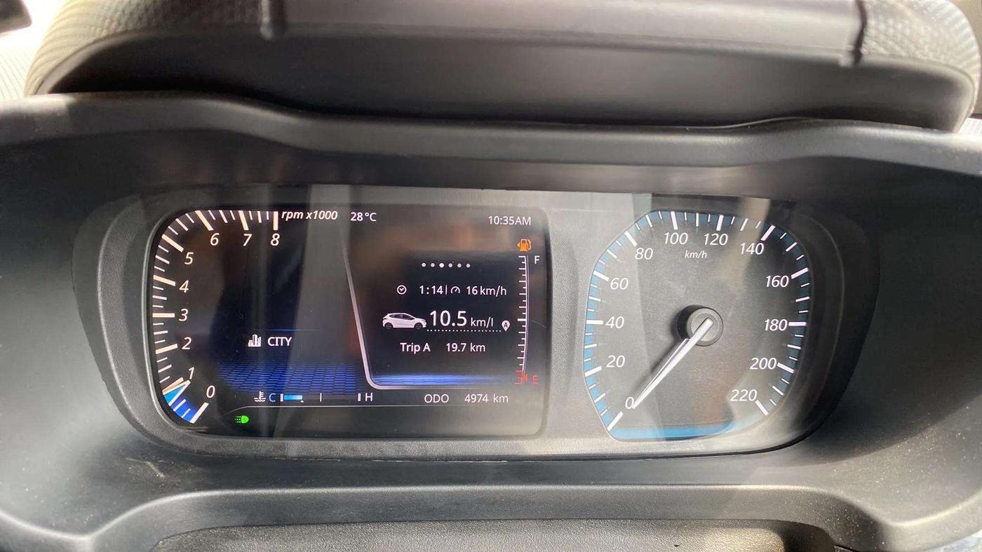 2023 Tata ALTROZ XZ Plus (S) Dark Edition, Petrol, Manual, 5,018 km, Odometer Image