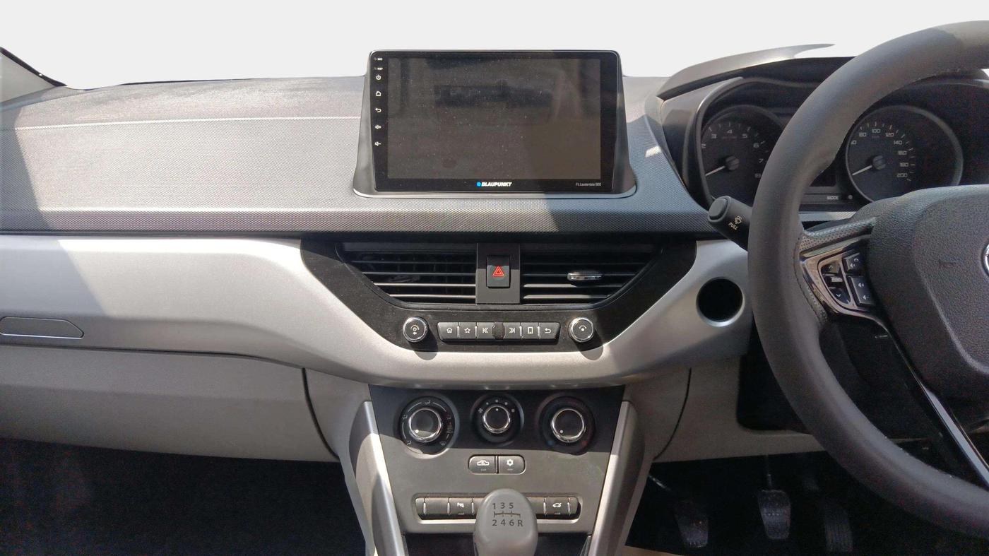 2018 Tata NEXON XM DIESEL, Diesel, Manual, 48,097 km, Air Conditioner