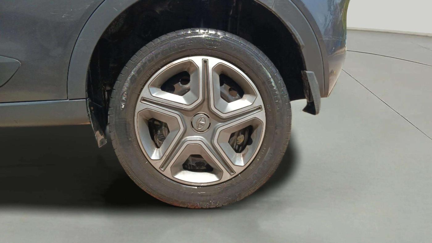 2018 Tata NEXON XM DIESEL, Diesel, Manual, 48,097 km, Left Rear Wheel