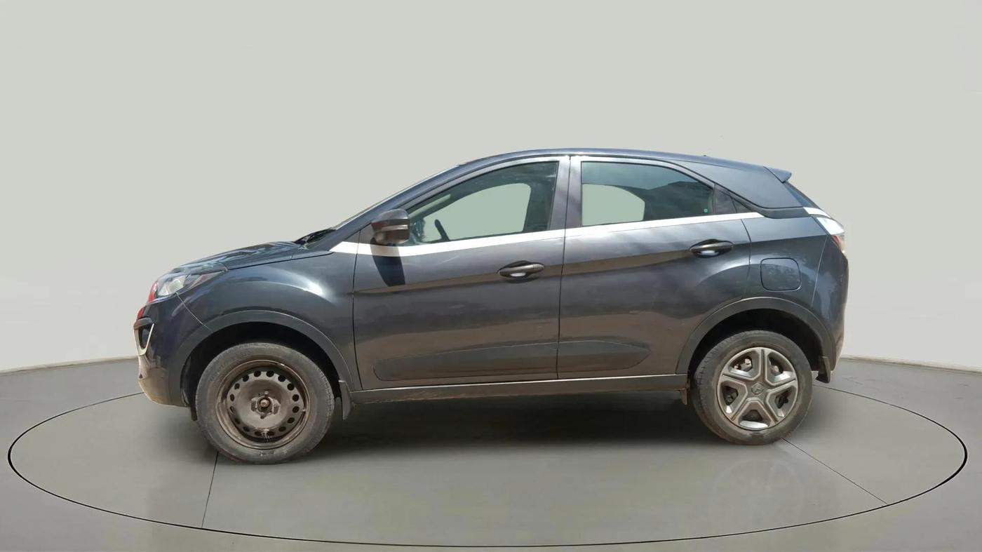 2018 Tata NEXON XM DIESEL, Diesel, Manual, 48,097 km, Left Side