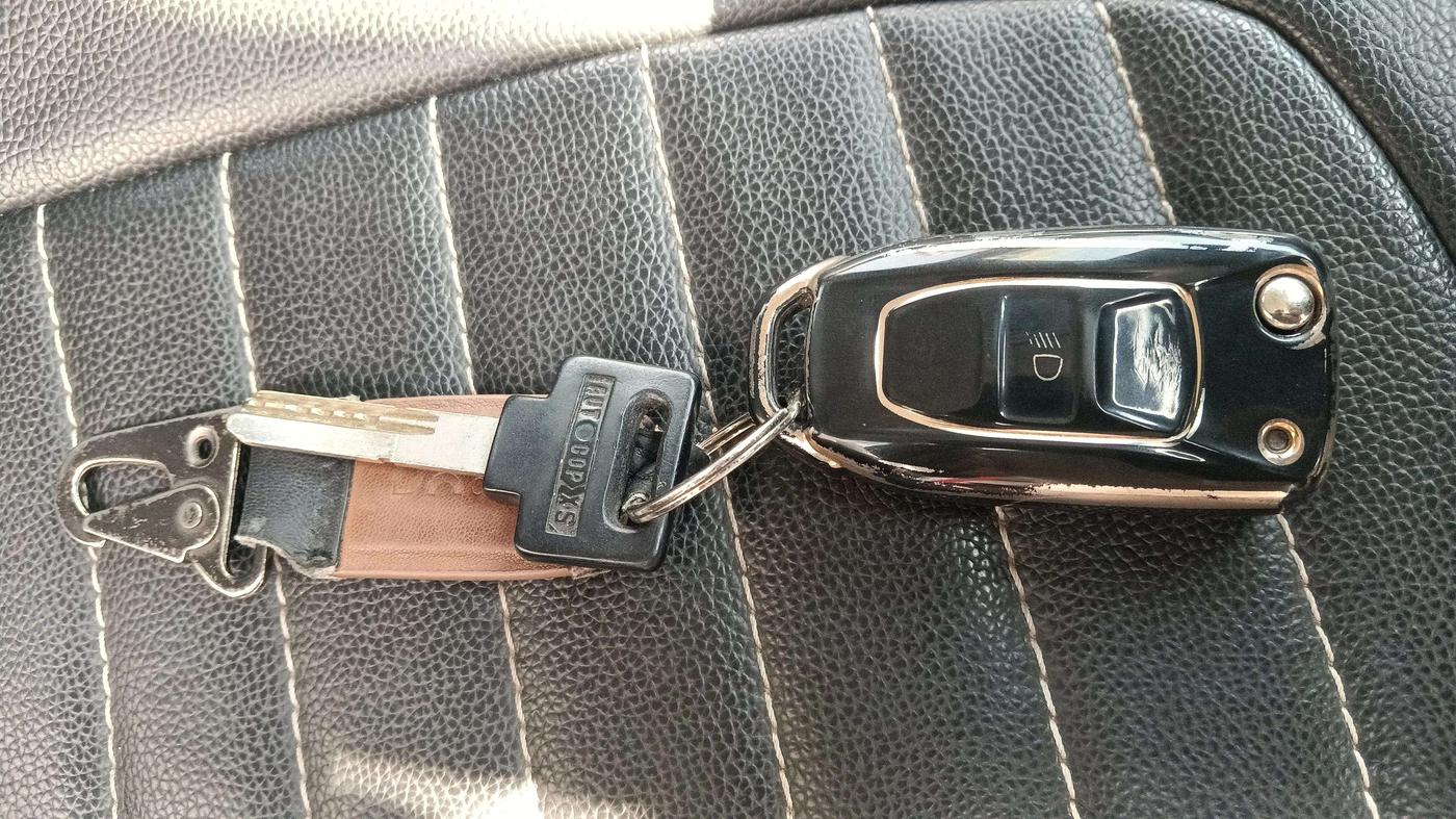 2018 Tata NEXON XM DIESEL, Diesel, Manual, 48,097 km, Key Close Up