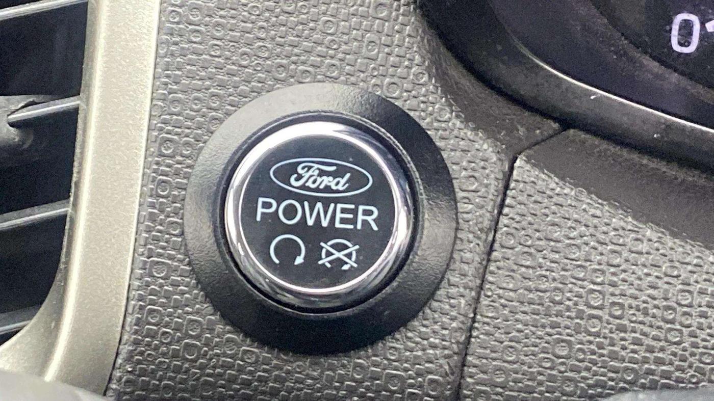 2016 Ford Ecosport TITANIUM 1.5L PETROL AT, Petrol, Automatic, 38,274 km, Keyless Start/ Stop Button