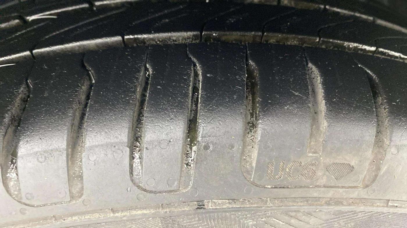 2016 Ford Ecosport TITANIUM 1.5L PETROL AT, Petrol, Automatic, 38,274 km, Right Front Tyre Tread
