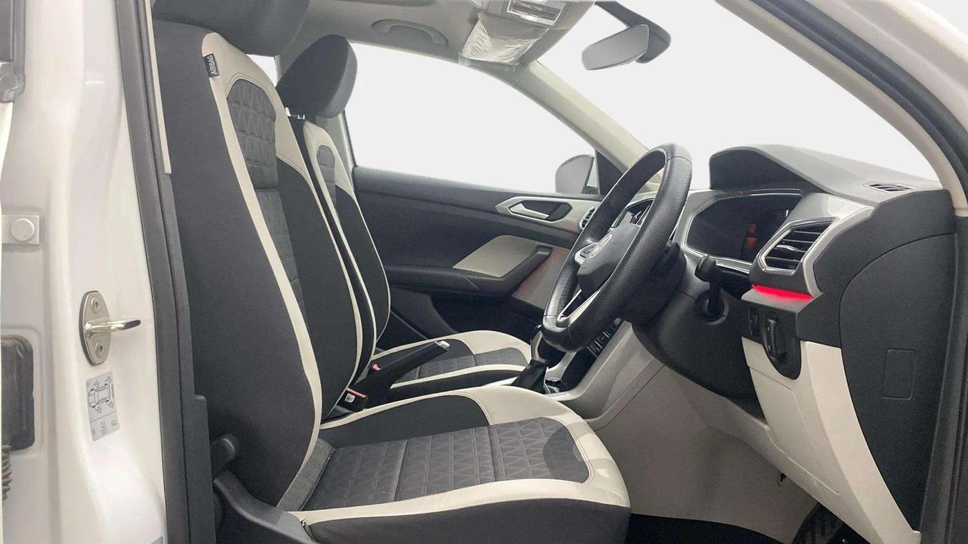 2021 Volkswagen TAIGUN GT PLUS 1.5 TSI DSG, Petrol, Automatic, 13,578 km, Right Side Front Door Cabin