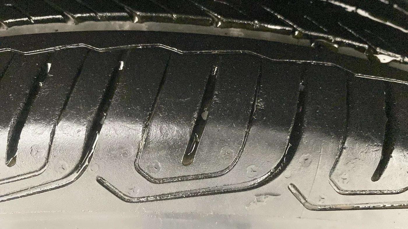 2021 Volkswagen TAIGUN GT PLUS 1.5 TSI DSG, Petrol, Automatic, 13,578 km, Left Front Tyre Tread