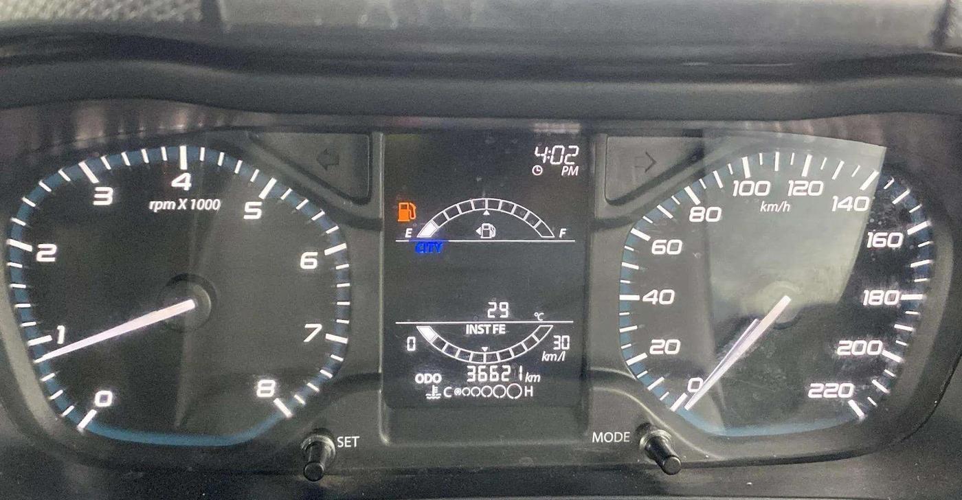 2023 Tata ALTROZ XZ DIESEL, Diesel, Manual, 36,672 km, Odometer Image