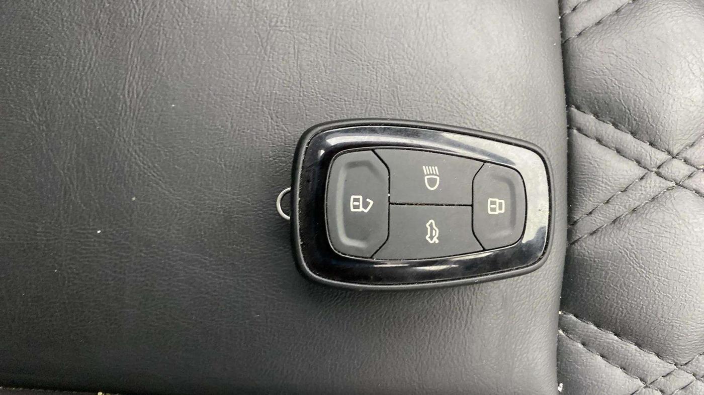 2023 Tata ALTROZ XZ DIESEL, Diesel, Manual, 36,672 km, Key Close Up