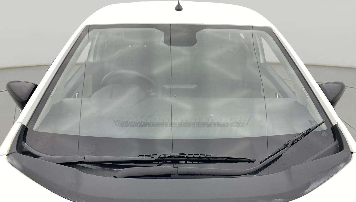 2023 Tata ALTROZ XZ DIESEL, Diesel, Manual, 36,672 km, Front Windshield