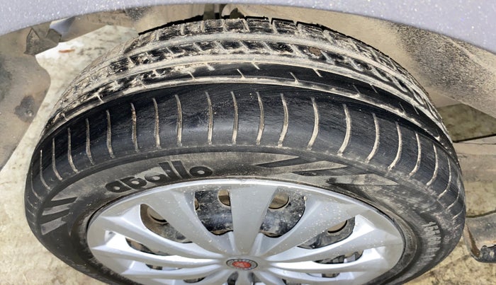 2013 Maruti Wagon R 1.0 VXI, Petrol, Manual, 39,196 km, Right Rear Tyre Tread