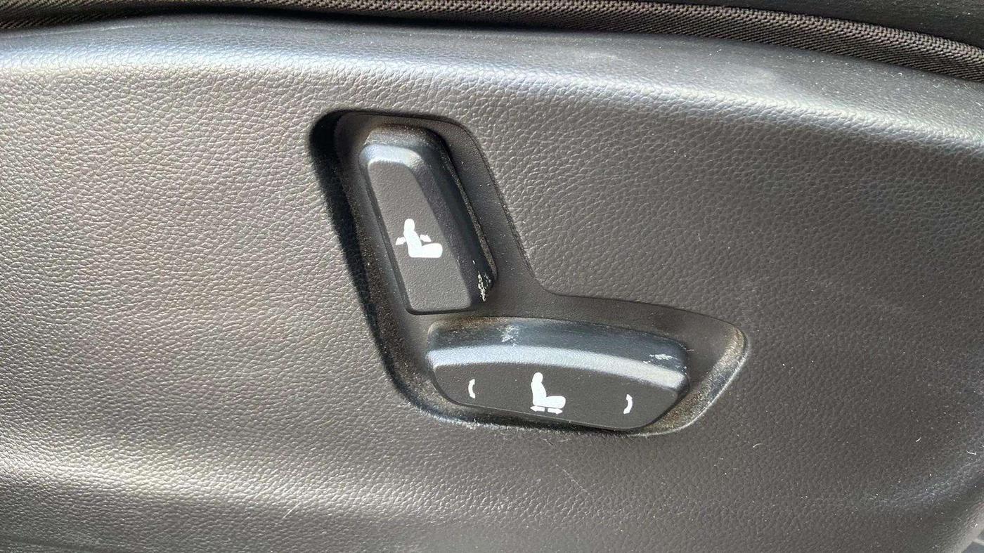 2019 MG HECTOR SHARP 1.5 DCT PETROL, Petrol, Automatic, 67,525 km, Driver Side Adjustment Panel