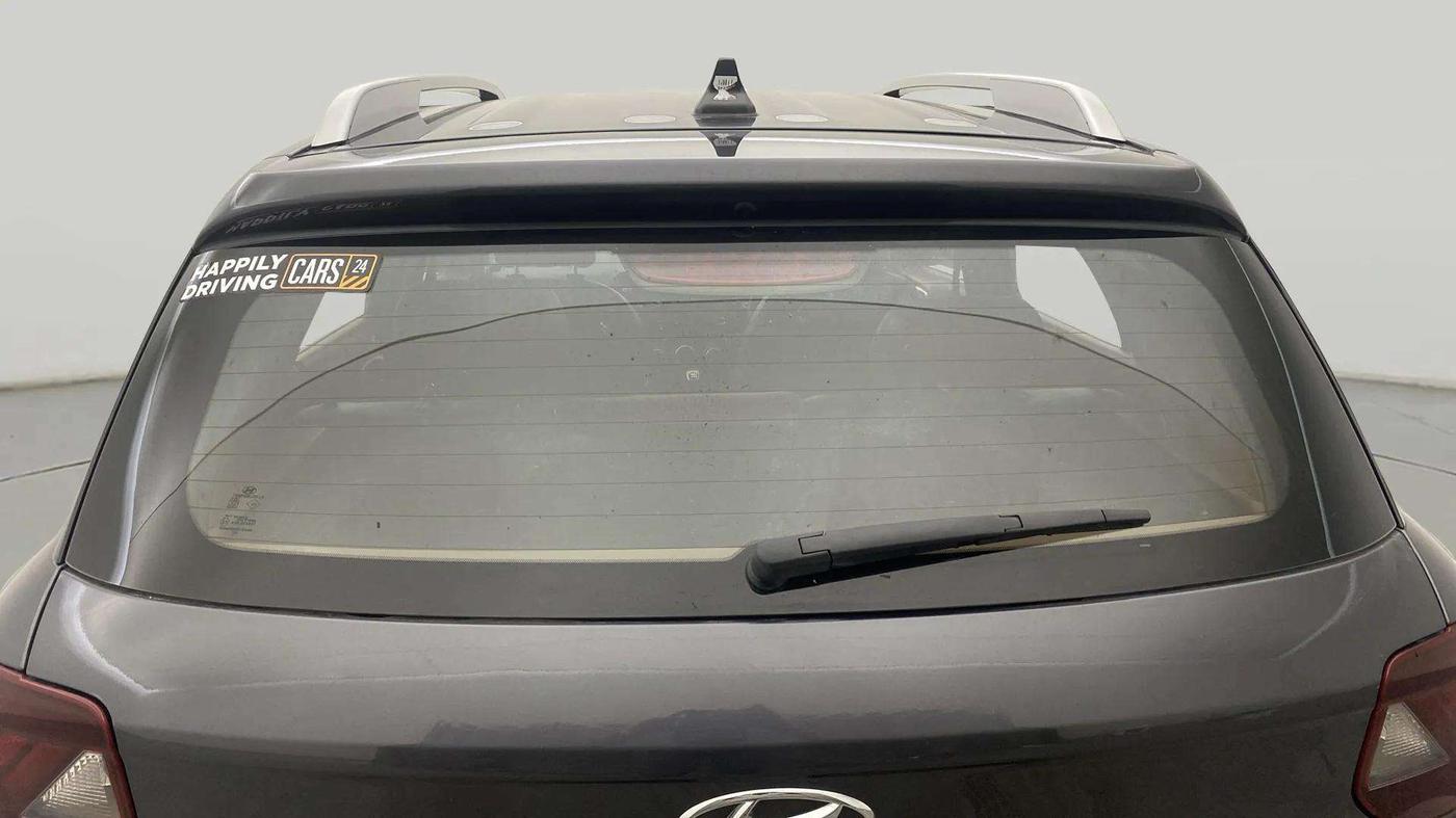 2021 Hyundai VENUE SX 1.0 (O) TURBO, Petrol, Manual, 24,329 km, Rear Windshield