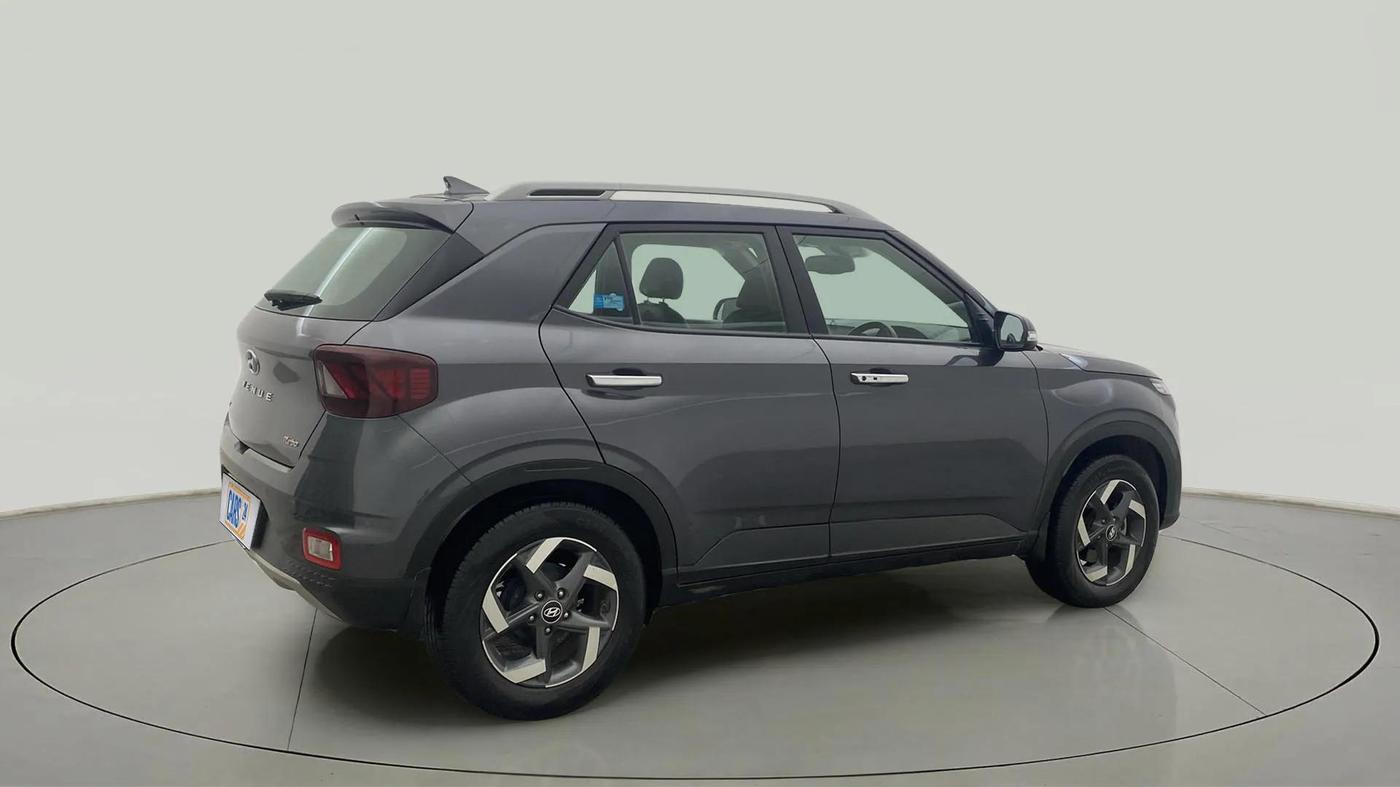 2021 Hyundai VENUE SX 1.0 (O) TURBO, Petrol, Manual, 24,329 km, Right Back Diagonal