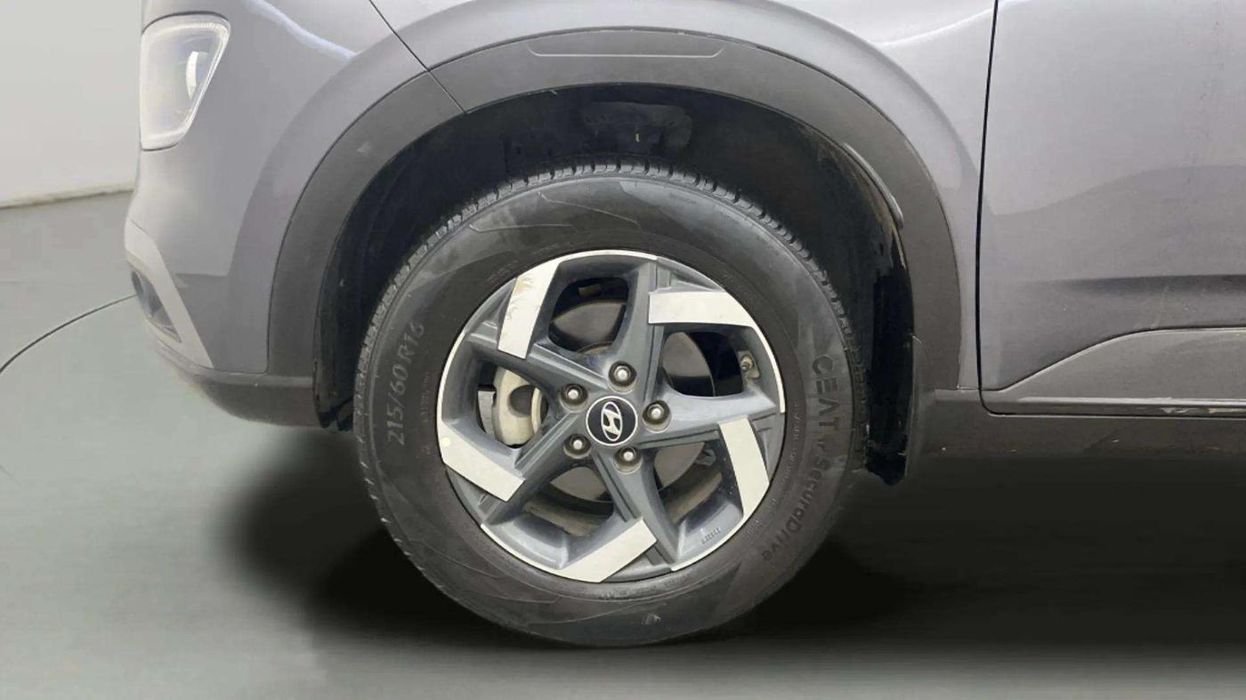2021 Hyundai VENUE SX 1.0 (O) TURBO, Petrol, Manual, 24,329 km, Left Front Wheel
